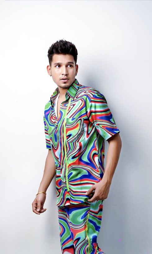 Holographic Shirt - Image 3
