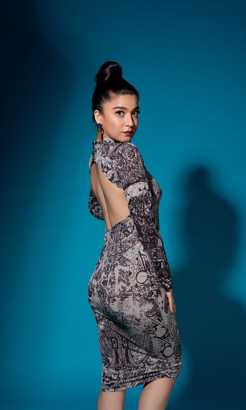 Printed Backless Dress - Image 4